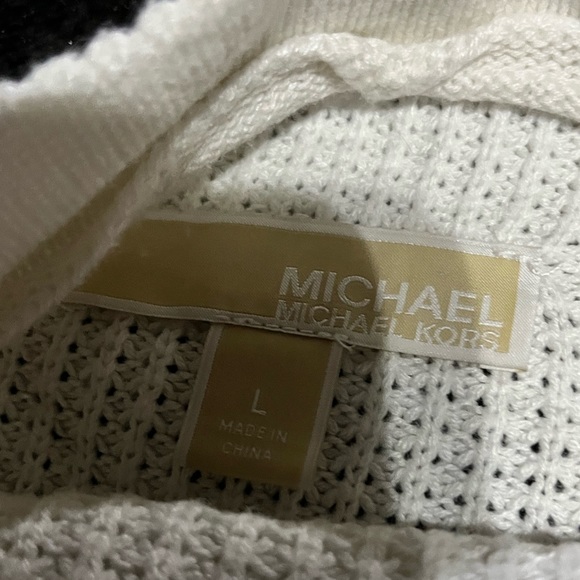 Size large Micheal Kors sweater - Picture 3 of 3